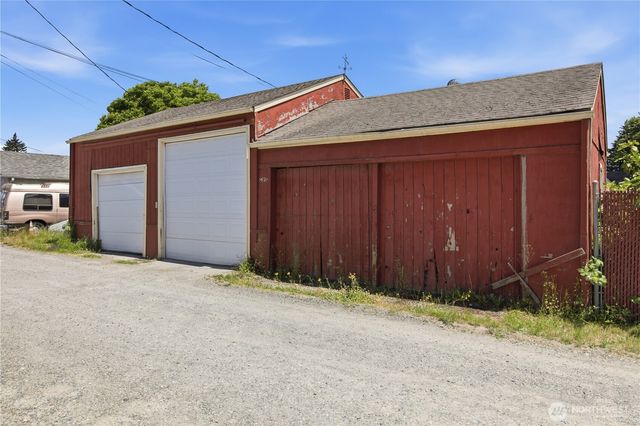 5620 Yakima Avenue, Tacoma, WA 98408