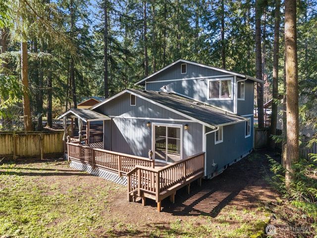 22424 Bluewater Drive SE, Yelm, WA 98597