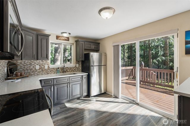 22424 Bluewater Drive SE, Yelm, WA 98597