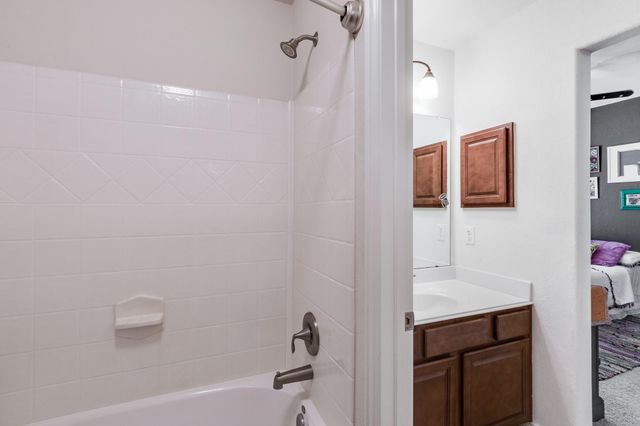 14607 Carolina Hollow Lane, Houston, TX 77044