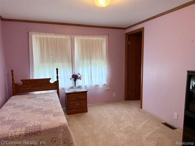 3333 Ravenswood Road 61, Marysville, MI 48040