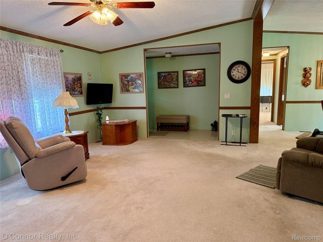 3333 Ravenswood Road 61, Marysville, MI 48040