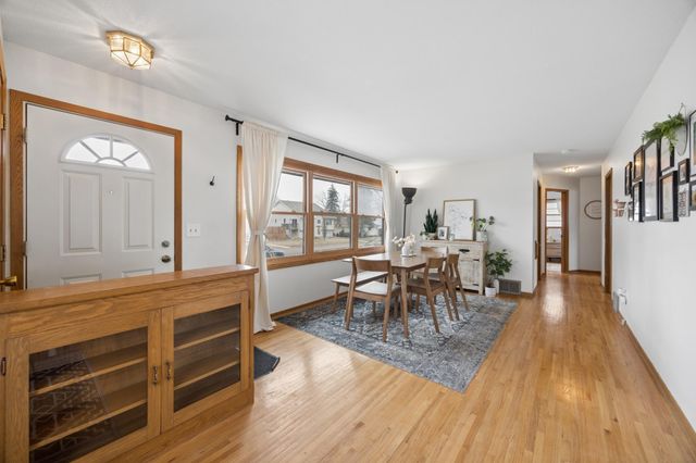 4355 Adair Avenue N, Crystal, MN 55422