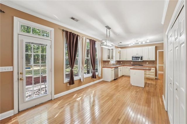 155 Matthew Way, Fayetteville, GA 30214