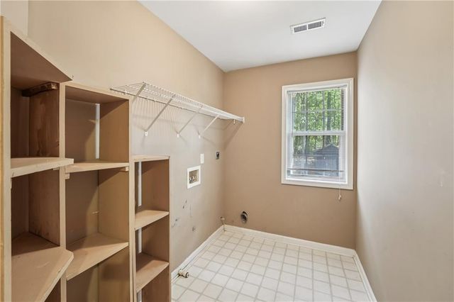 155 Matthew Way, Fayetteville, GA 30214