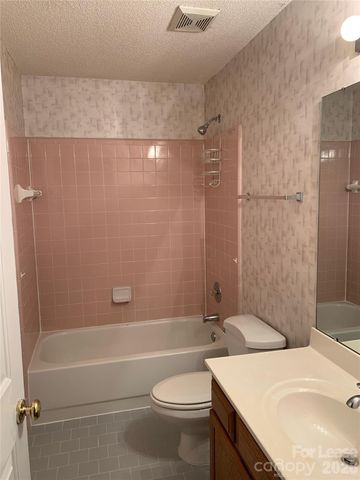 4319 Wynborough Lane, Charlotte, NC 28269