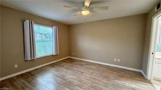 9640 Victoria LN 107, Naples, FL 34109