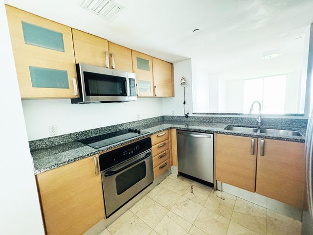 2101 Brickell Avenue 801, Miami, FL 33129