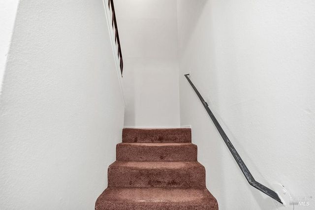 19 Parrott St, Vallejo, CA 94590