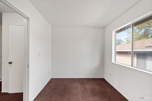 19 Parrott St, Vallejo, CA 94590