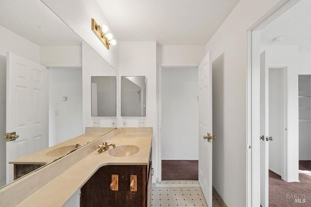 19 Parrott St, Vallejo, CA 94590