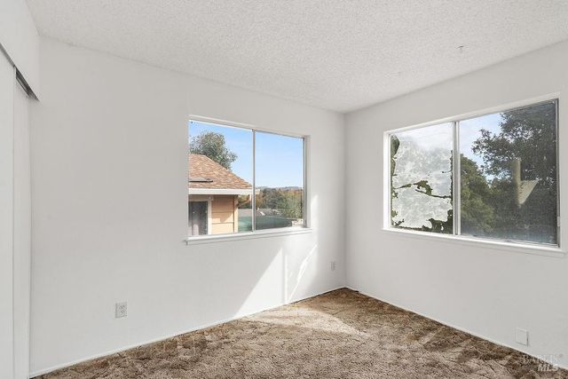 19 Parrott St, Vallejo, CA 94590