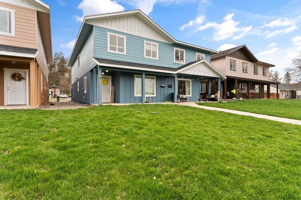 308 W 3rd St, Cheney, WA 99004 photo 2