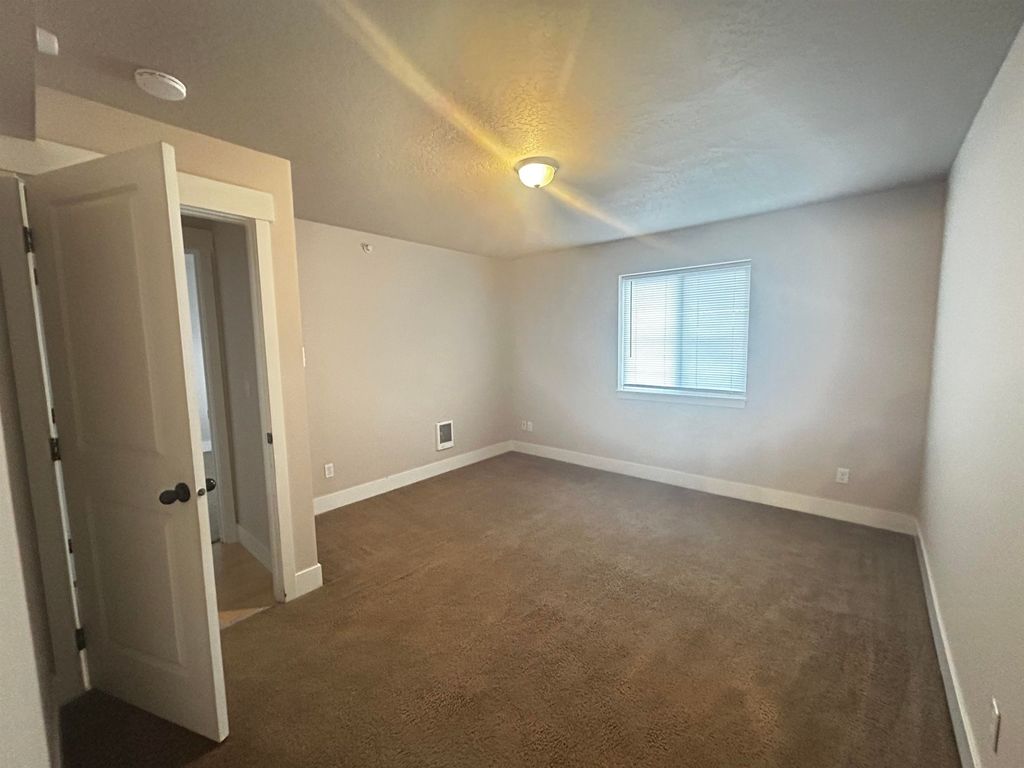 308 W 3rd St, Cheney, WA 99004 photo 45