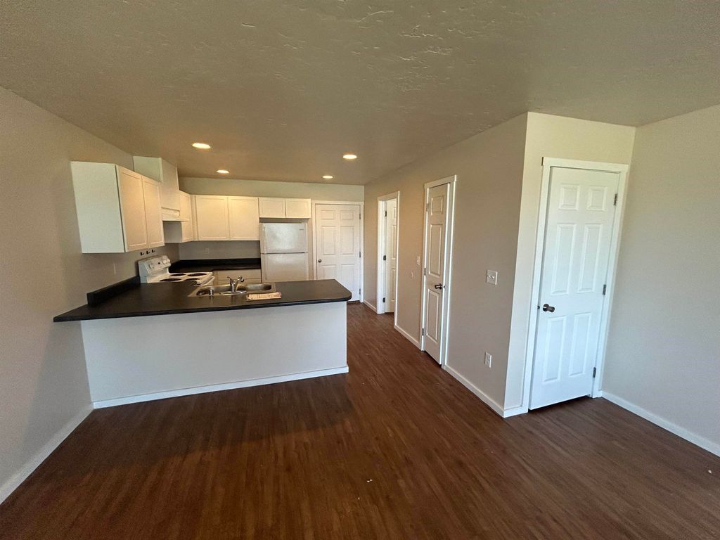 308 W 3rd St, Cheney, WA 99004 photo 7