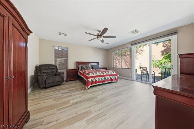 10310 Glacier Mist Avenue, Las Vegas, NV 89149