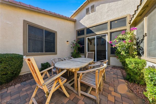 10310 Glacier Mist Avenue, Las Vegas, NV 89149