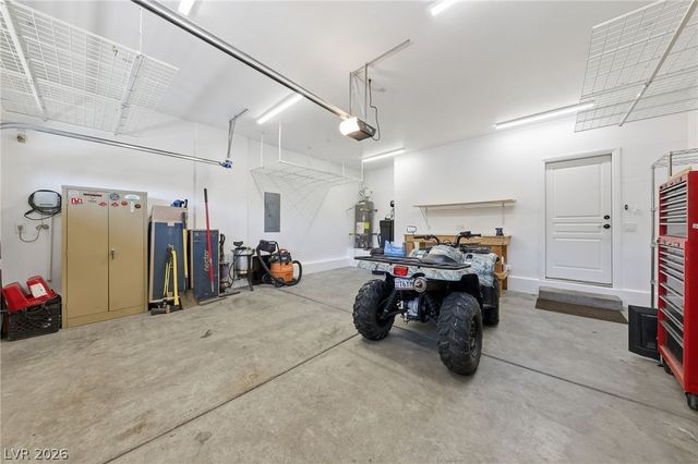 10310 Glacier Mist Avenue, Las Vegas, NV 89149