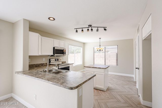 5228 N 125TH Avenue, Litchfield Park, AZ 85340