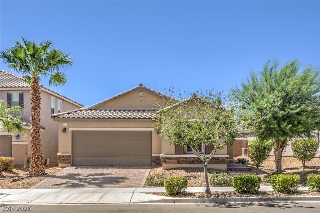 6221 Silver Bank Street, North Las Vegas, NV 89031 — exterior