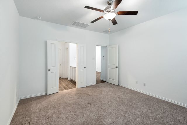 537 Robinson Way, Fate, TX 75189