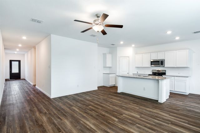537 Robinson Way, Fate, TX 75189