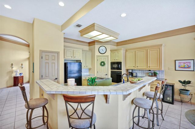 13673 Lakeside Place Drive, Willis, TX 77318