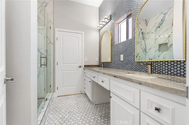 8755 Maple, Hesperia, CA 92345