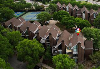 696 Mowbray Arch Apt 560, Norfolk, VA 23507