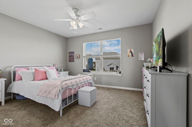 4380 Fox Hunt Drive, Bargersville, IN 46106