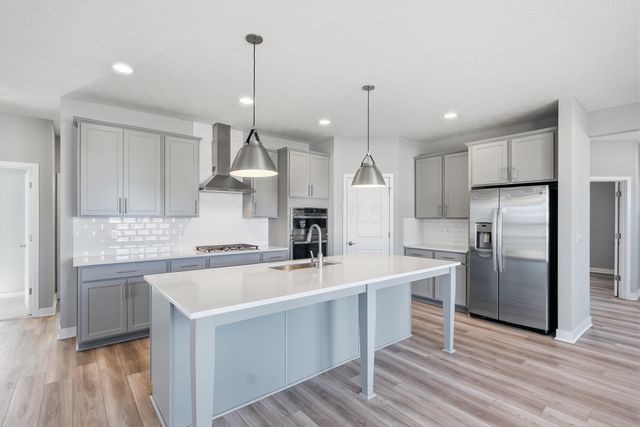 4549 Corsican Loop E, Hilliard, OH 43026