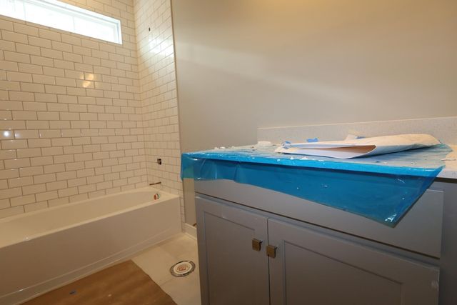 4549 Corsican Loop E, Hilliard, OH 43026