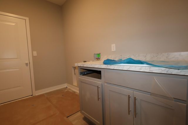 4549 Corsican Loop E, Hilliard, OH 43026