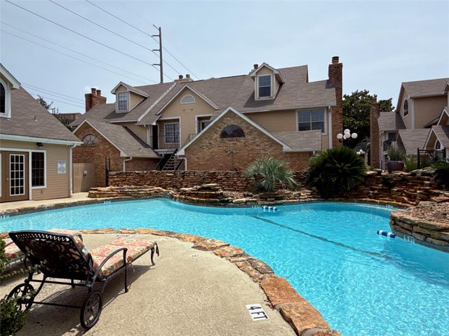 2300 Old Spanish Trail 2073, Houston, TX 77054