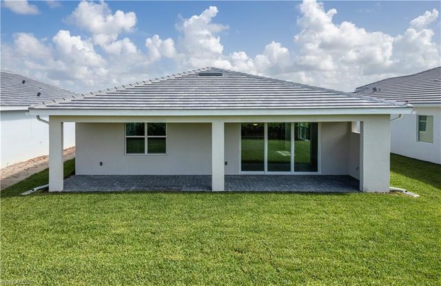 8805 Oceana WAY, Naples, FL 34114