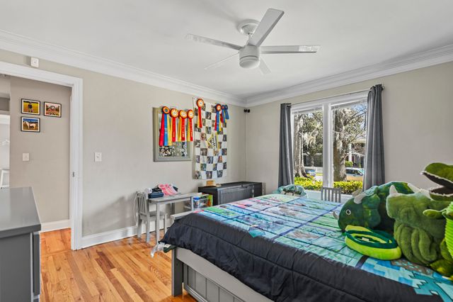 18 Shadowmoss Parkway, Charleston, SC 29414