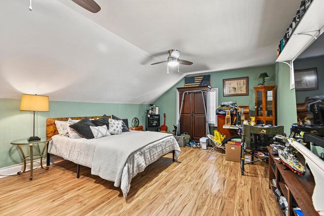 18 Shadowmoss Parkway, Charleston, SC 29414