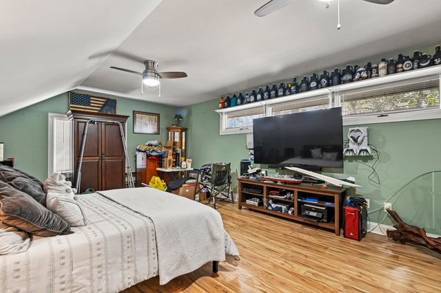 18 Shadowmoss Parkway, Charleston, SC 29414