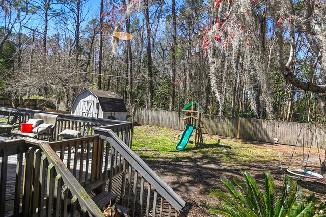 18 Shadowmoss Parkway, Charleston, SC 29414