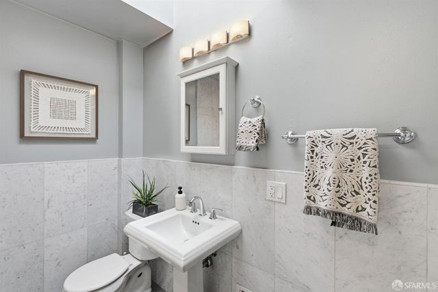 2326 Vicente Street, San Francisco, CA 94116