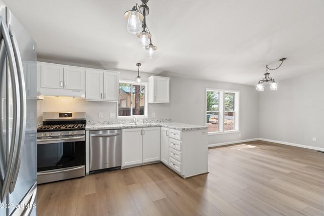 391 TIMBER RIDGE Loop, Show Low, AZ 85901