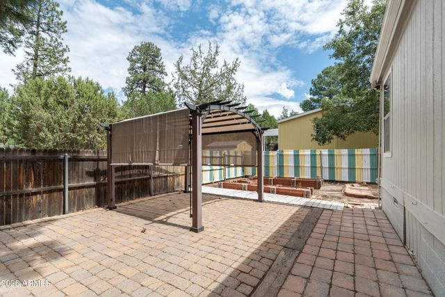 391 TIMBER RIDGE Loop, Show Low, AZ 85901