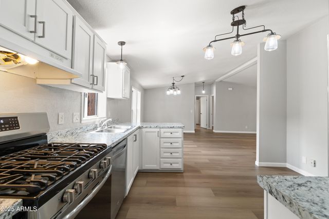 391 TIMBER RIDGE Loop, Show Low, AZ 85901