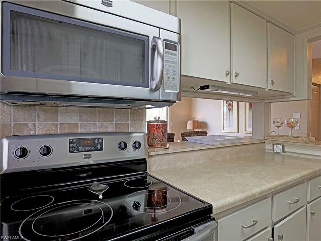 3338 Ottawa CIR # 4, Fort Myers, FL 33907