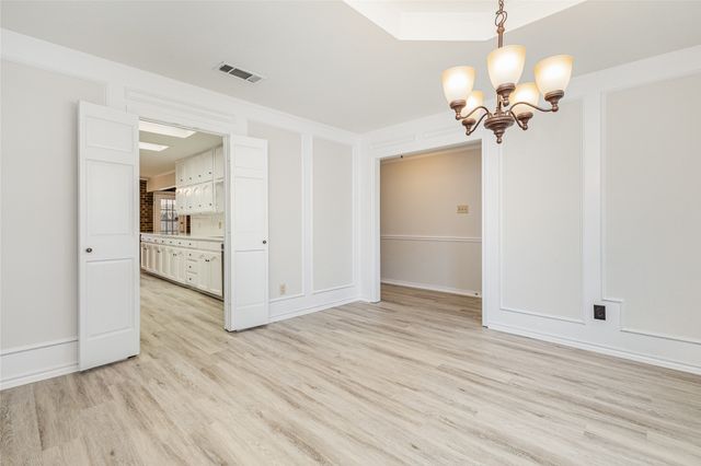 7401 Windcrest Court N, North Richland Hills, TX 76182