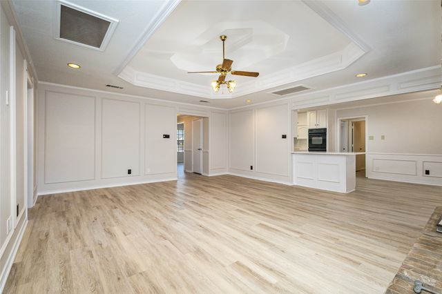 7401 Windcrest Court N, North Richland Hills, TX 76182