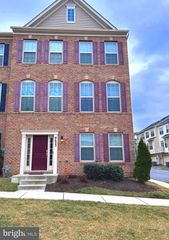 9623 SMITHVIEW PL, Lanham, MD 20706