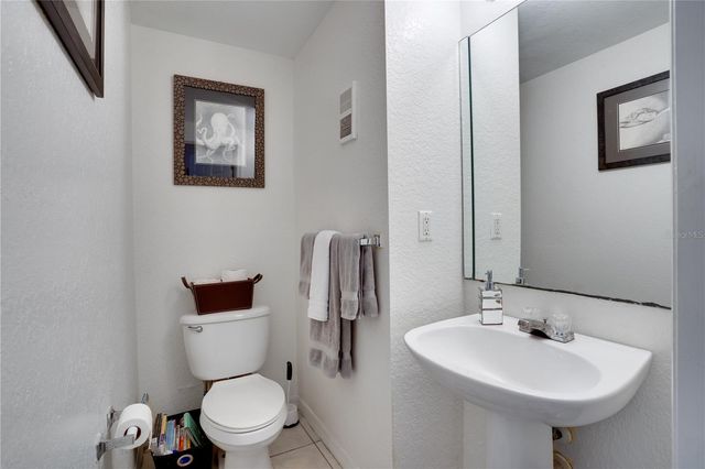 5011 SUNRIDGE PALMS DRIVE 204, Tampa, FL 33617