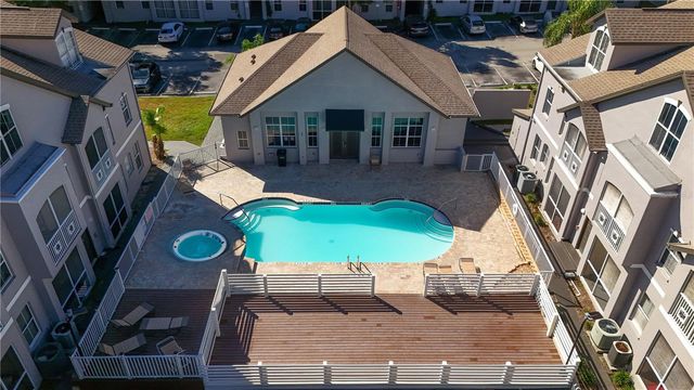 5011 SUNRIDGE PALMS DRIVE 204, Tampa, FL 33617