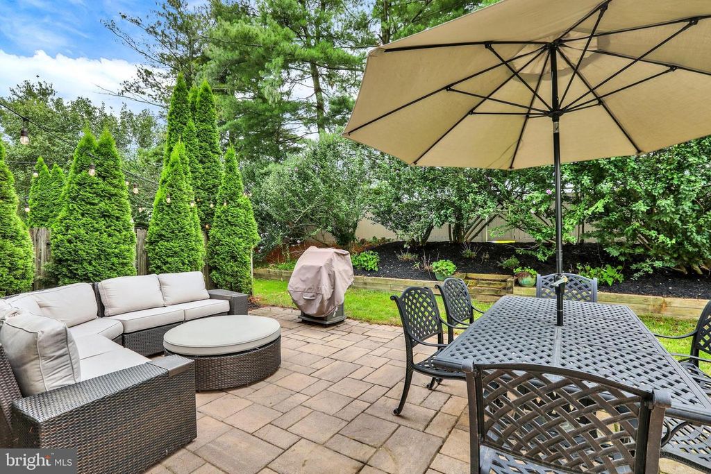 14 SPRUCE CT, Newtown, PA 18940